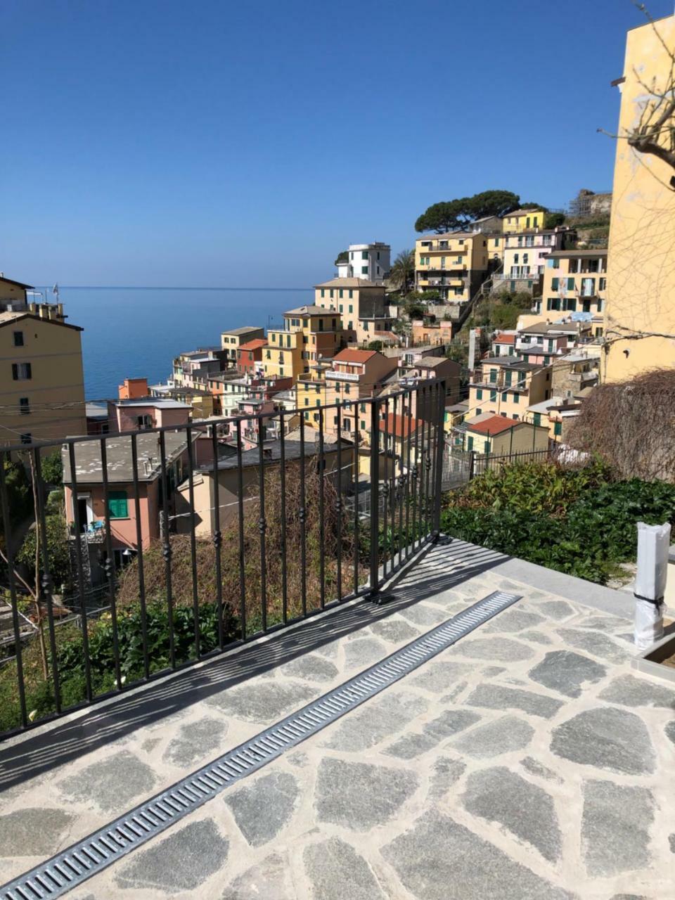 Cinque Terre Coast To Coast * Riomaggiore